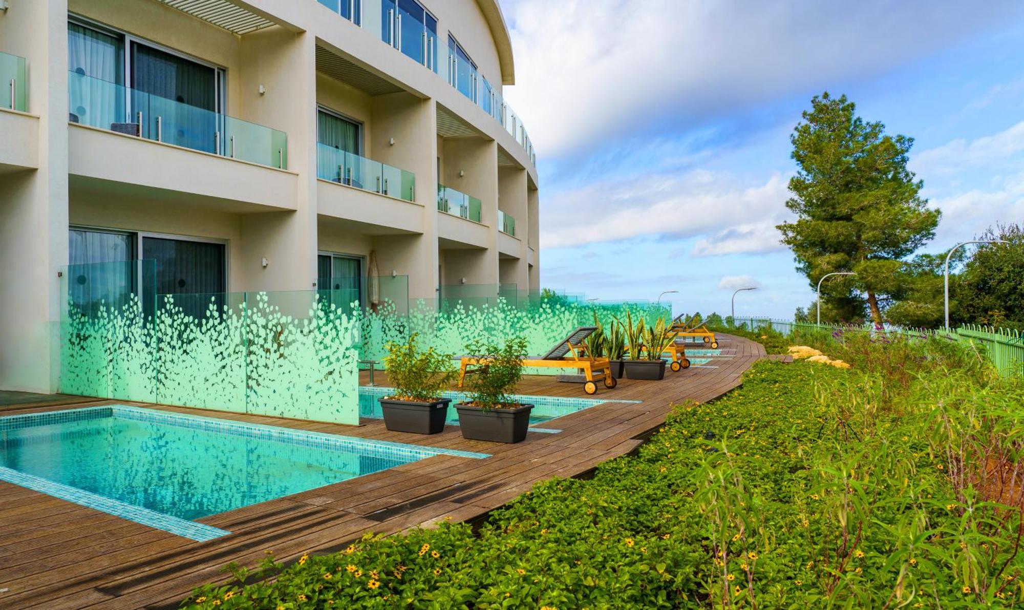 Almond Hotel - Adults Only Neve Ilan Exterior foto